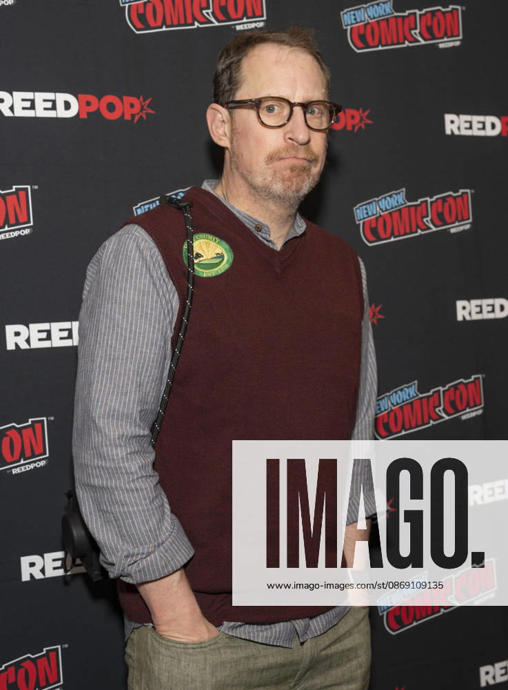 SCOTT M. GIMPLE attends the press room for The Walking Dead Daryl Dixon on AMC Plus during New York Comic Con at Jacob Javits Convention Center in New York. 9 October 2026 New York USA - ZUMAa265 20261009_zep_a265_068