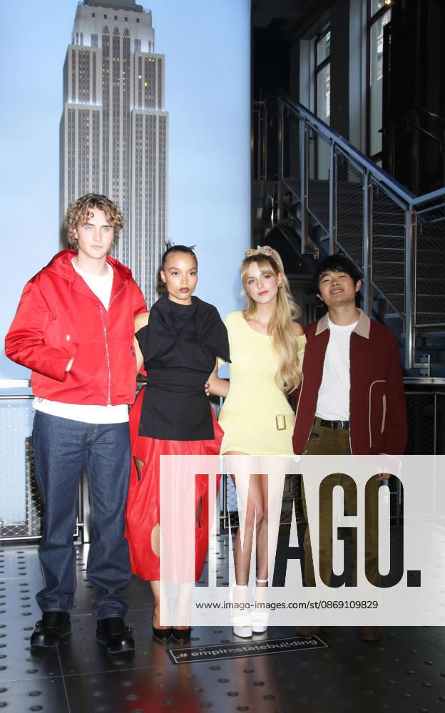 Cast of The Hunger Games: Sunrise on the Reaping visit The Empire State Building in New York Featuring: Joseph Zada, Whitney Peak, McKenna Grace, Ben Wang Where: New York City, New York, United States When: 09 Oct 2026 Credit: Roger Wong INSTARimages . NOT FOR USE BY NEWSPAPERS BASED IN THE UK.