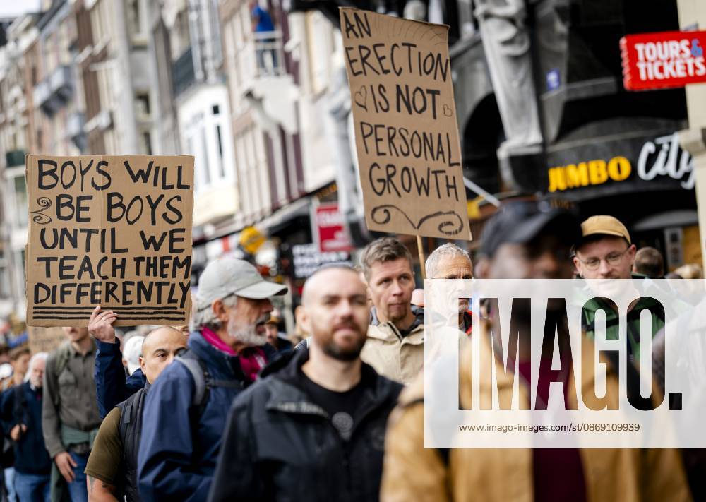 AMSTERDAM - Participants in the Men s March are campaigning for safety for all women. During the demonstration, men are called upon to ensure a culture in which everyone is safe. SEM VAN DER WAL ANP netherlands out - belgium out