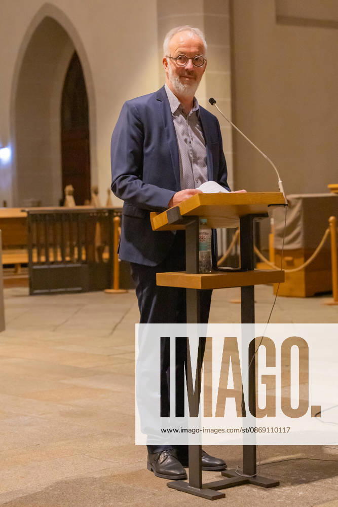 Christian Tiede bei der 36. Bautzener Rede im Dom St. Petri. Bautzen, 09.10.2026. Unter dem Titel Was ist eigentlich los in Deutschland wer sind wir in Ost und West? spricht Thomas de Maiziere über die Entwicklung der Ost-West-Verhältnisse seit 1990 und die Erfahrungen aus mehr als drei Jahrzehnten deutscher Einheit. Die überparteiliche Vortragsreihe wird seit November 2022 von der Initiative Bautzen gemeinsam und dem Ökumenischen Domladen Bautzen e.V. organisiert. Sie dient als Forum für gesellschaftspolitischen Austausch.