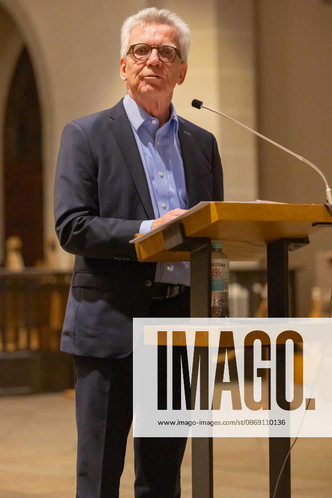 Der frühere Bundesinnen- und Verteidigungsminister Thomas de Maiziere (CDU) hält die 36. Bautzener Rede im Dom St. Petri. Bautzen, 09.10.2026. Unter dem Titel Was ist eigentlich los in Deutschland wer sind wir in Ost und West? spricht der 72-Jährige über die Entwicklung der Ost-West-Verhältnisse seit 1990 und die Erfahrungen aus mehr als drei Jahrzehnten deutscher Einheit. Die überparteiliche Vortragsreihe wird seit November 2022 von der Initiative Bautzen gemeinsam und dem Ökumenischen Domladen Bautzen e.V. organisiert. Sie dient als Forum für gesellschaftspolitischen Austausch.
