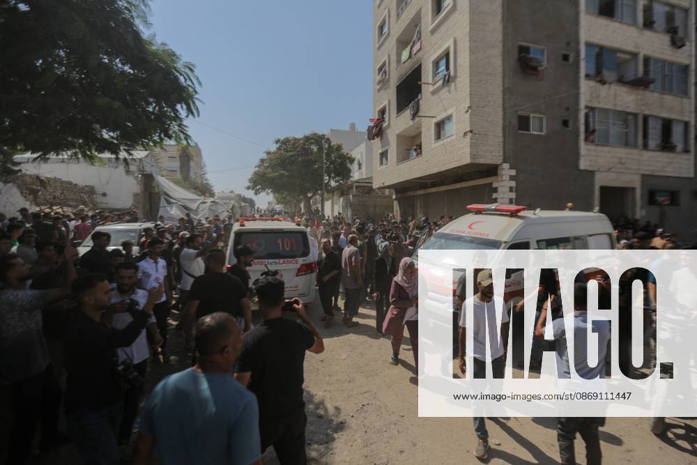 Palestinians Targeted in Western Gaza City (INT) Palestinians Targeted in Western Gaza City. OCTOBER 10, 2026, Gaza, Palestine: A group of Palestinians was targeted in western Gaza City. Further details about casualties were not immediately available. Credit: Hashem Zimmo TheNews2(Foto: Hashem Zimmo Thenews2 imago images) Palestinians Targeted in Western Gaza City