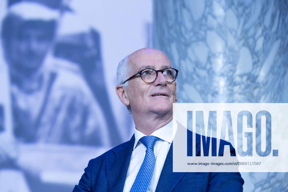IPA89497275 - Franco Gabrielli during the National Assembly of the new political party PiÃ¹ Uno, held at the Salone delle Colonne in Rome