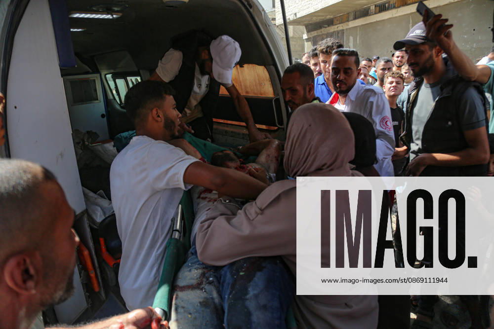 Four martyrs were killed after being targeted by a missile from Israeli surveillance aircraft west of Gaza City. Palestine - ZUMAe144 20261010_zip_e144_005