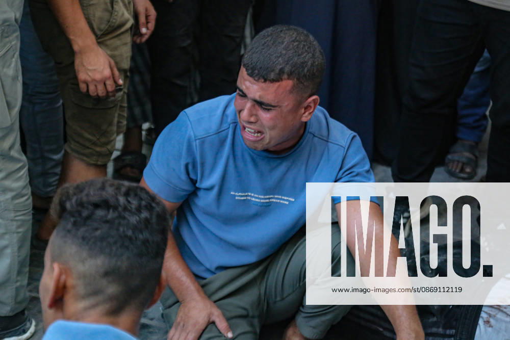 Four martyrs were killed after being targeted by a missile from Israeli surveillance aircraft west of Gaza City. Palestine - ZUMAe144 20261010_zip_e144_012