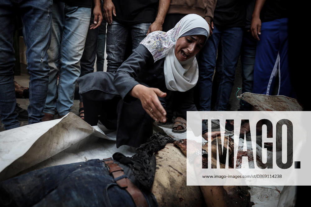 Israeli attacks continue on Gaza GAZA, PALESTINE - OCTOBER 10 : (EDITORS NOTE: Image depicts death) Palestinian deceased bodies who lost their lives after an Israeli airstrikes are brought to Al-Shifa Hospital in Gaza City, Palestine on October 10, 2026. Abdalhkem Abu Riash Anadolu Gaza City Gaza. Editorial use only. Please get in touch for any other usage.