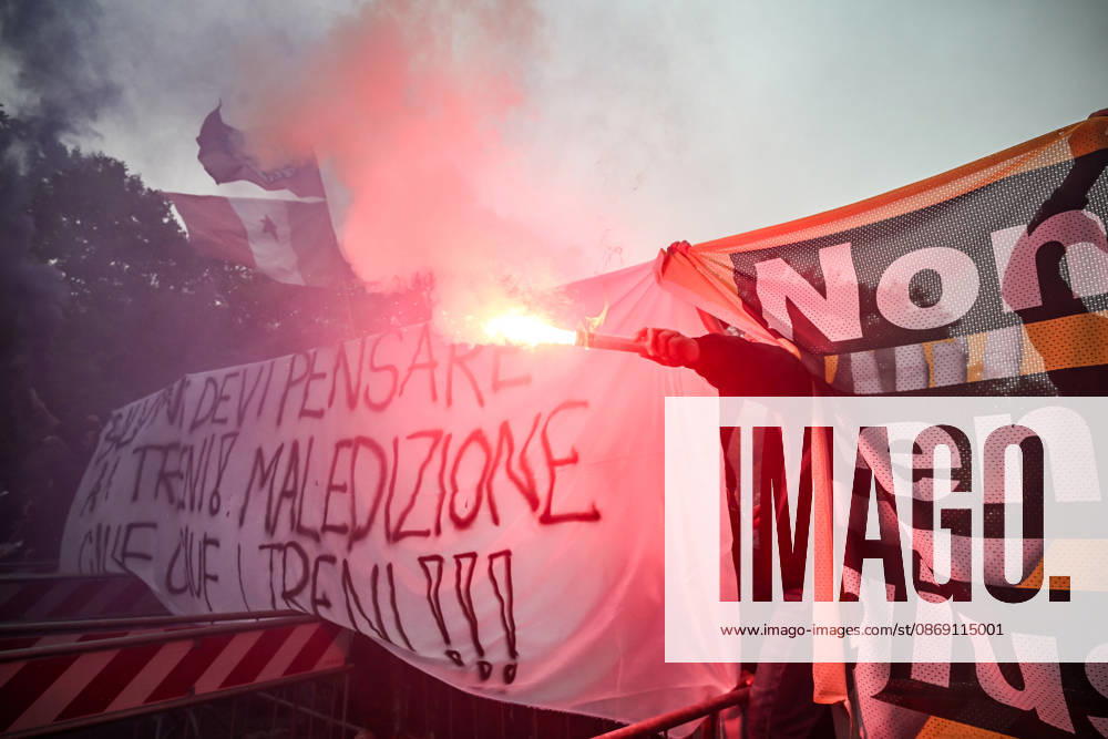 Lega Nord rally Milan safer, stop social centers. Near the Lambretta Social Center, Via Rizzoli, 10 10 2026 Milan Milan Italy - ZUMAa289 20261010_zia_a289_076