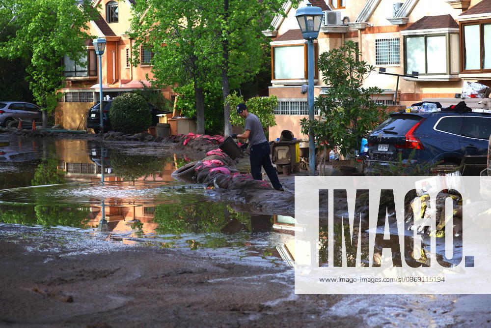 Santiago, October 10, 2026: Roadwork is underway following the flood that affected the Las Condes district. Dragomir Yankovic, Aton Chile, Santiago, Chile. Aton 1198326
