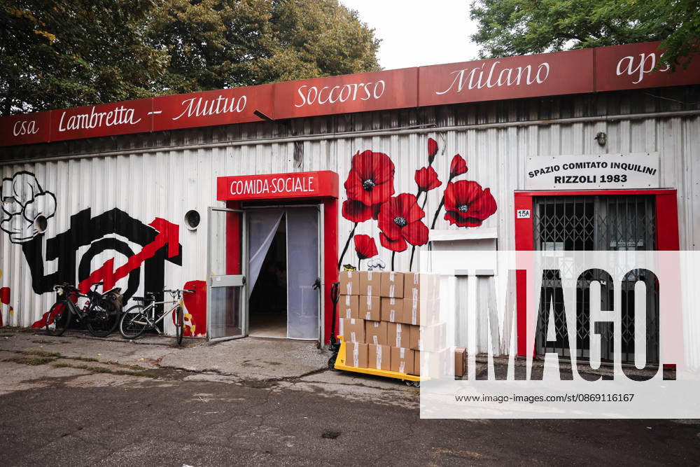 IPA89501849 - Milan: The Leagues protest, A Safer Milan, Stop the Social Centers, against the Lambretta Social Center on Via Rizzoli. In the photo: A view of the Lambretta Social Center and Spazio Mutuo Soccorso