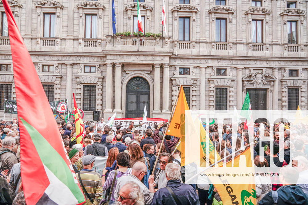 IPA89503004 - Milan, October 10, 2026 A protest organized by local No Data Centers committees to demand a halt to the construction and operation of new data centers in the province of Milan.