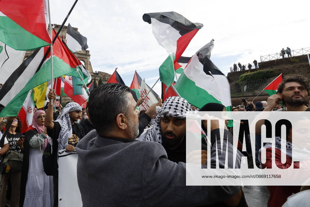 People participate in a protest organized by the Palestinian Students Movement for Palestine in Rome, Italy, 10 October 2026 . ANSA FABIO FRUSTACI Rome ITALY - ZUMAa110 20261010_zaf_a110_019