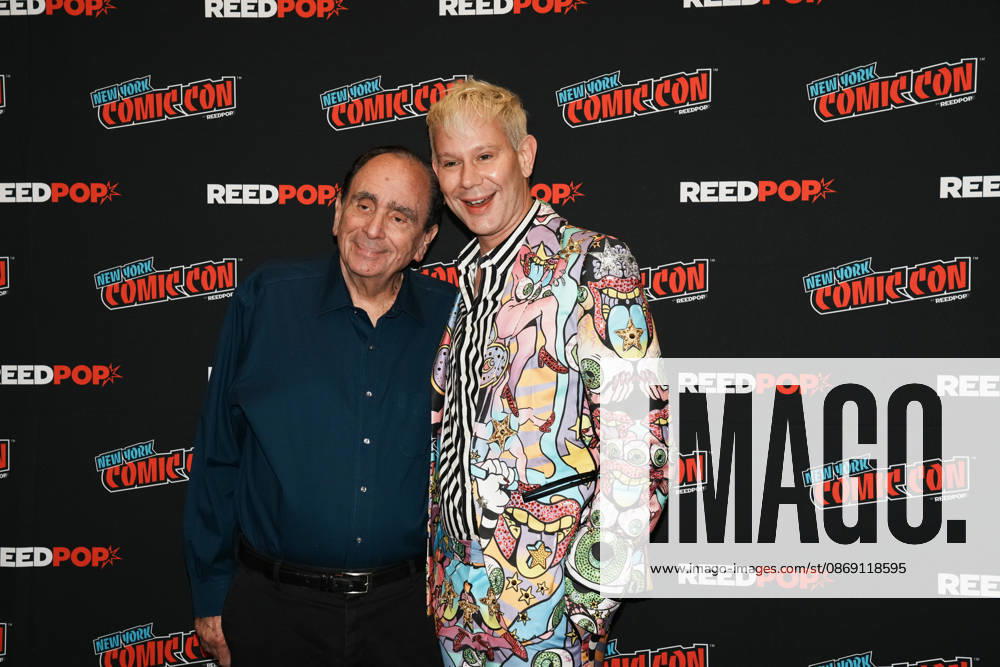 Writer R.L. STINE and drag queen and actor JIMBO pose for a photo as Tubi presents R.L. Stine s Pumpkin 2 at the 2026 NY Comic Con at the Javits Center on October 10, 2026 in New York. New York USA - ZUMAb148 20261010_zap_b148_006