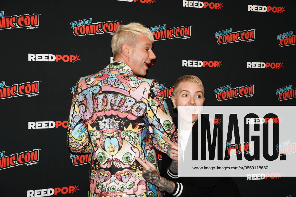 Drag queen and actor JIMBO and writer director JEM GARRARD pose for a photo as Tubi presents R.L. Stine s Pumpkin 2 at the 2026 NY Comic Con at the Javits Center on October 10, 2026 in New York. New York USA - ZUMAb148 20261010_zap_b148_012