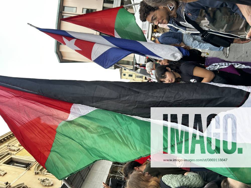 News - Pro-Palestine march in Padua Pro-Palestine march in Padua during Pro-Palestine march in Padua, News in Padua, Italy, October 10 2026 Padua Padua Italy