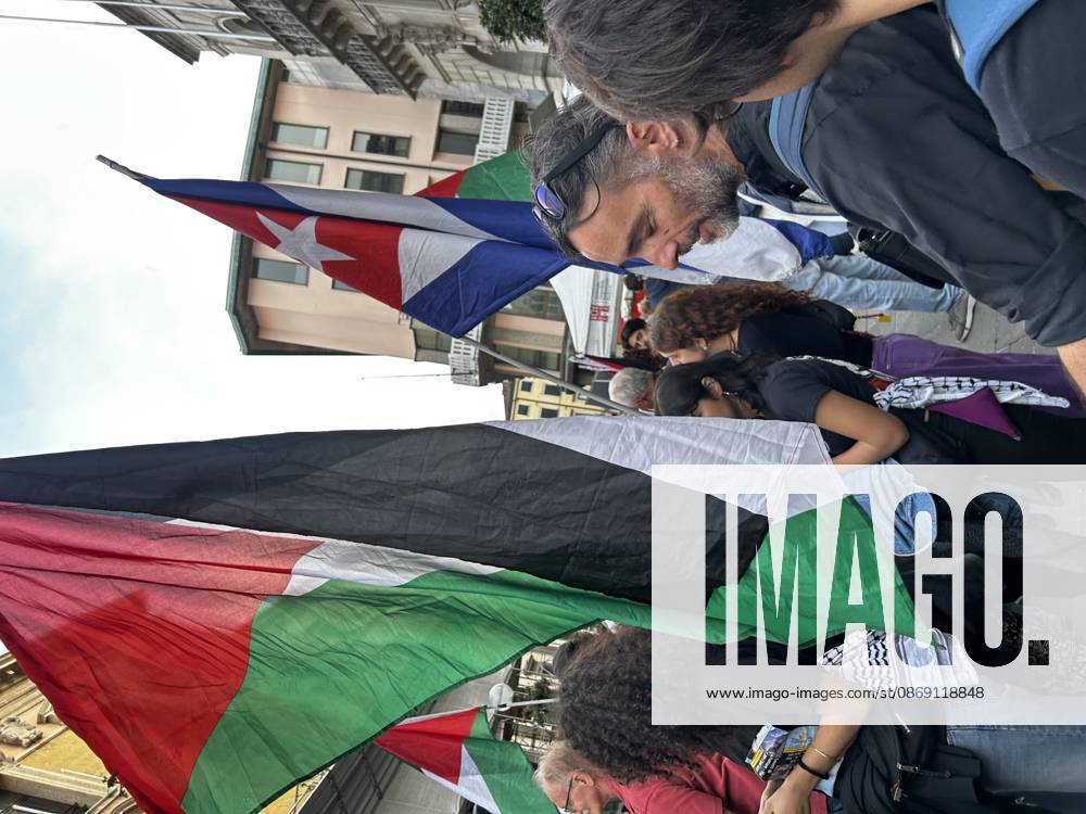 News - Pro-Palestine march in Padua Pro-Palestine march in Padua during Pro-Palestine march in Padua, News in Padua, Italy, October 10 2026 Padua Padua Italy