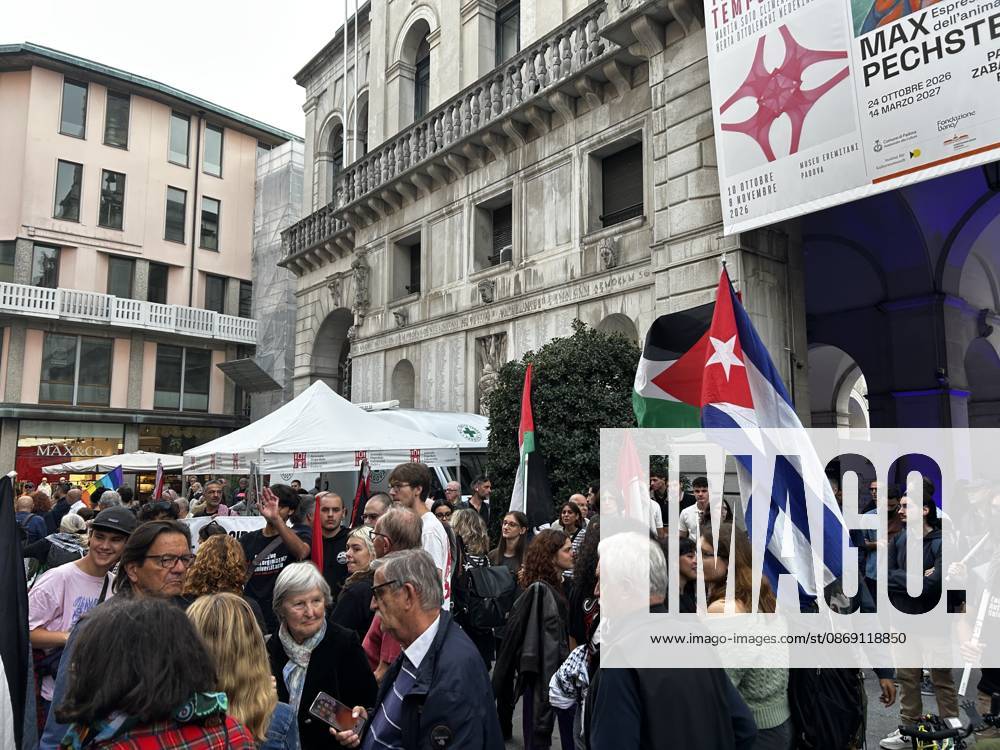 News - Pro-Palestine march in Padua Pro-Palestine march in Padua during Pro-Palestine march in Padua, News in Padua, Italy, October 10 2026 Padua Padua Italy