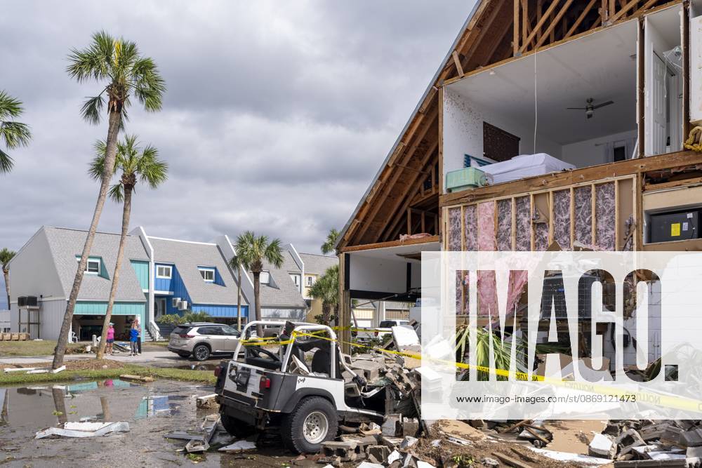A home is partially destroyed after Hurricane Isaias came ashore..Hurricane Isaias made landfall Friday, October 9 along the U.S. Gulf coast. Pensacola Beach USA - ZUMAs197 20261010_aaa_s197_079
