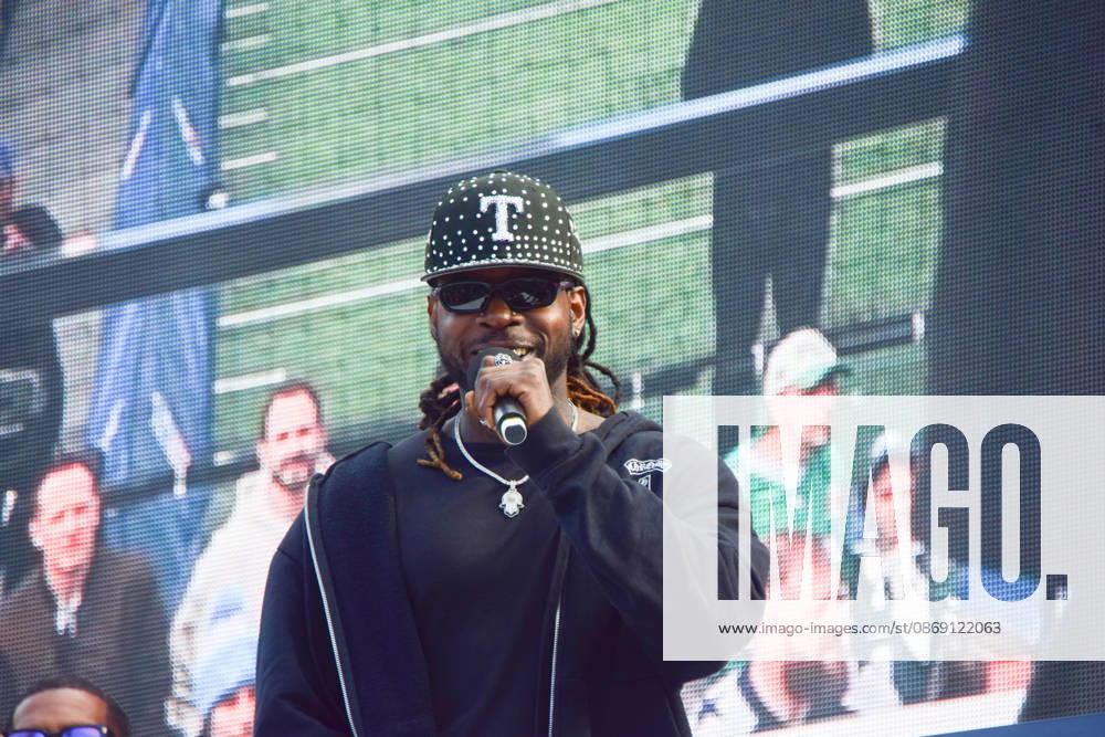 Former Miami Dolphins and Philadelphia Eagles running back JAY AJAYI talks about football at the NFL Experience in Trafalgar Square, a two-day fan event celebrating the 2026 NFL London Games. London United Kingdom - ZUMAv130 20261010_zip_v130_048