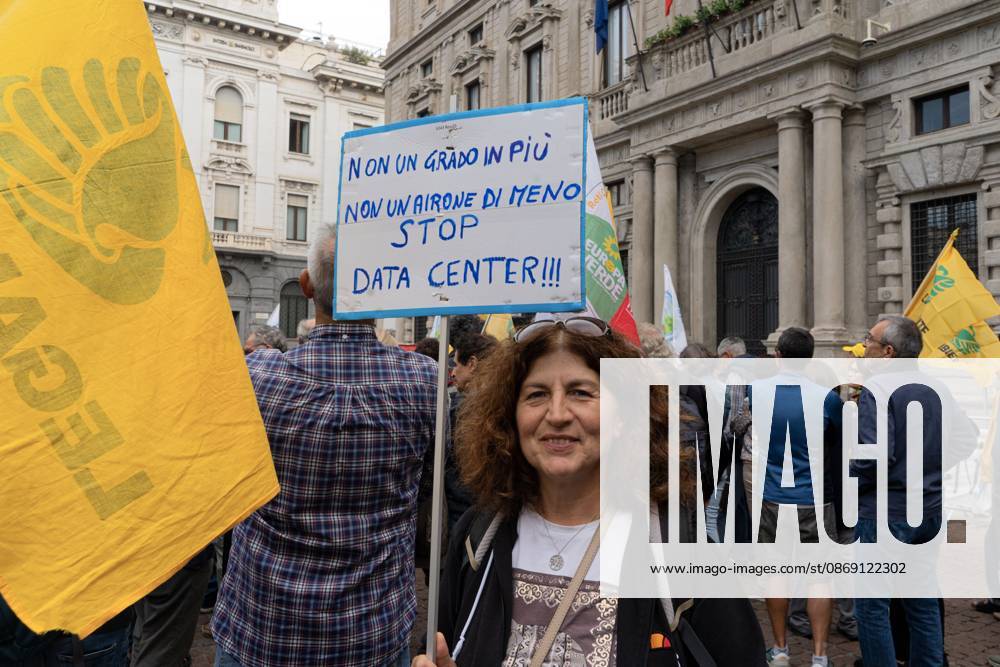 Protesters demand moratorium on new data centers in Milan MILAN, ITALY OCTOBER 10, 2026: Protesters gather for a sit-in in Piazza della Scala in central Milan to oppose the development of new data centers across Lombardy and Italy. The demonstration is organized by the Rete dei Comitati No Data Center (No Data Center Committee Network), which is calling for a moratorium on permits for new facilities. The group also urges public authorities to conduct thorough environmental, urban planning and regional assessments before approving projects. For approved facilities that have not yet begun operating, campaigners are calling for reviews to be reopened if potential microclimate effects and cumulative impacts with existing facilities were not