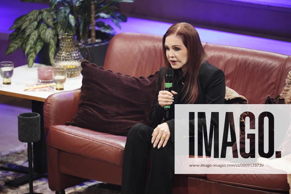 GOTHENBURG, SWEDEN 20261010 Priscilla Presley hosts her talk show *An Evening with Priscilla Presley* at Haga Concert Hall, GOTHENBURG, SWEDEN