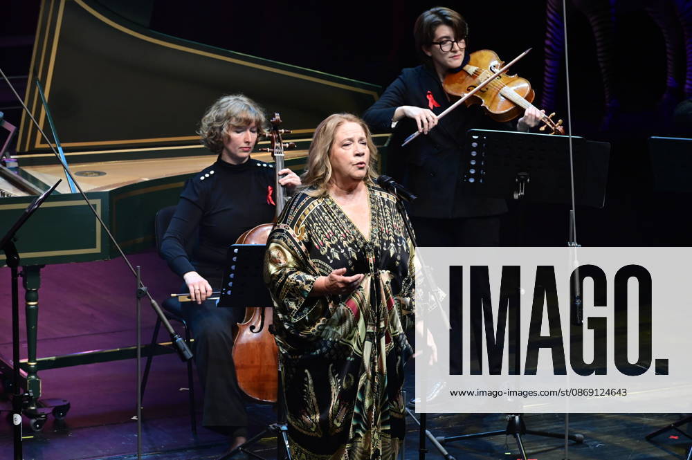 Kathy Kelly und das Dresdner Barock-Ensemble camerata musikus s mit Milko Kersten bei der 18. Hope Gala 2026 im Schauspielhaus. Dresden