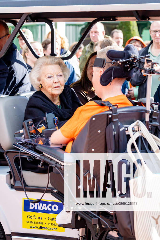 Apeldoorn Princess Beatrix attended the 7th edition of Het Oranjepad around palace Het Loo in Apeldoorn. Â