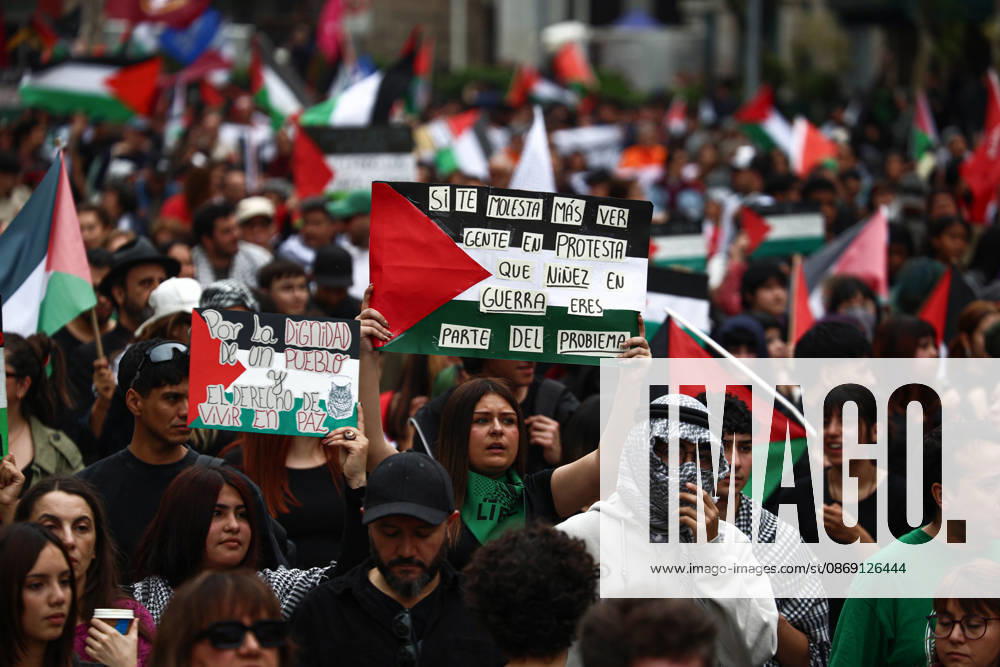 Thousands march in Santiago for Global Day of Action for Palestine SANTIAGO, CHILE - OCTOBER 10: Thousands of people take part in a demonstration organized by the Palestinian community in Chile as part of the Global Day of Action for Palestine, in Santiago, Chile, on October 10, 2026. Lucas Aguayo Araos Anadolu Santiago Chile. Editorial use only. Please get in touch for any other usage.