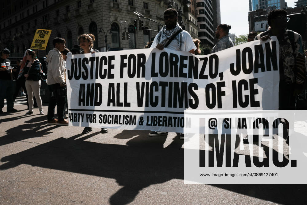 Protesters at an anti-ICE protest in Herald Square on October 10, 2026 in New York City. Protesters take to the streets following an incident where ICE agents shot a 28-year-old-man, Oscar Belgal while he in a vehicle with his 5-year old child in the Marble Hill neighborhood in the Bronx. New York USA - ZUMAb148 20261010_zap_b148_054