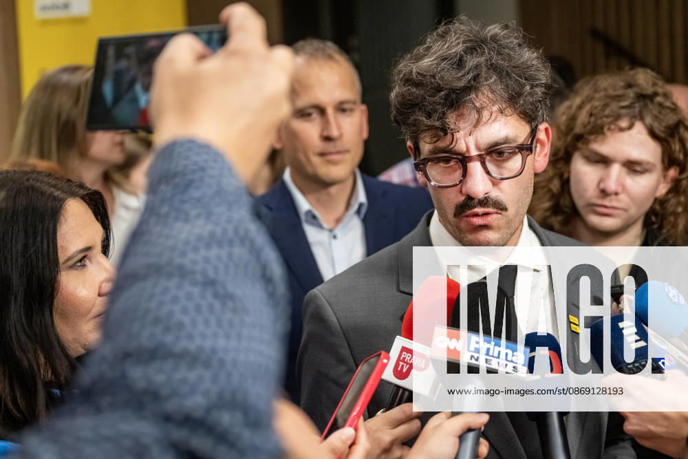 The two-day elections to municipal assemblies ended in the Czech Republic together with the first round of the elections to one-third of the Senate, at 2:00 p.m. on October 10, 2026. On the photo: Adam Scheinherr, the political party Prague for Itself candidate for Mayor of Prague, speaks at a news conference at party s campaign headquarters in Prague. (CTKxPhoto VitxSimanek) CTKPhotoP2026101008434 CTKPhotoP2026101008434