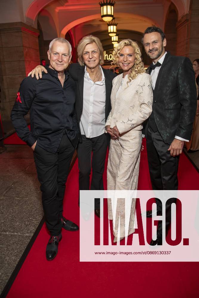 ABB HOPEGALA- Dirk Michaelis, Ruediger Ritchie Barton, Victoria Herrmann und David Boethig zu Gast auf dem roten Teppich bei der Hope Gala 2026 im Schauspielhaus Dresden am 10.10.2026 in Dresden Sachsen Deutschland