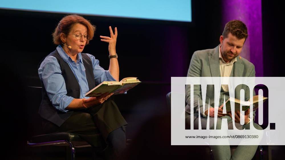 Margit Auer und Moderator Tim Gailus am Samstag, den 10. Oktober 2026, bei der Lit.Ruhr auf Zeche Zollverein in Essen-Katernberg. Deutschland NRW Essen