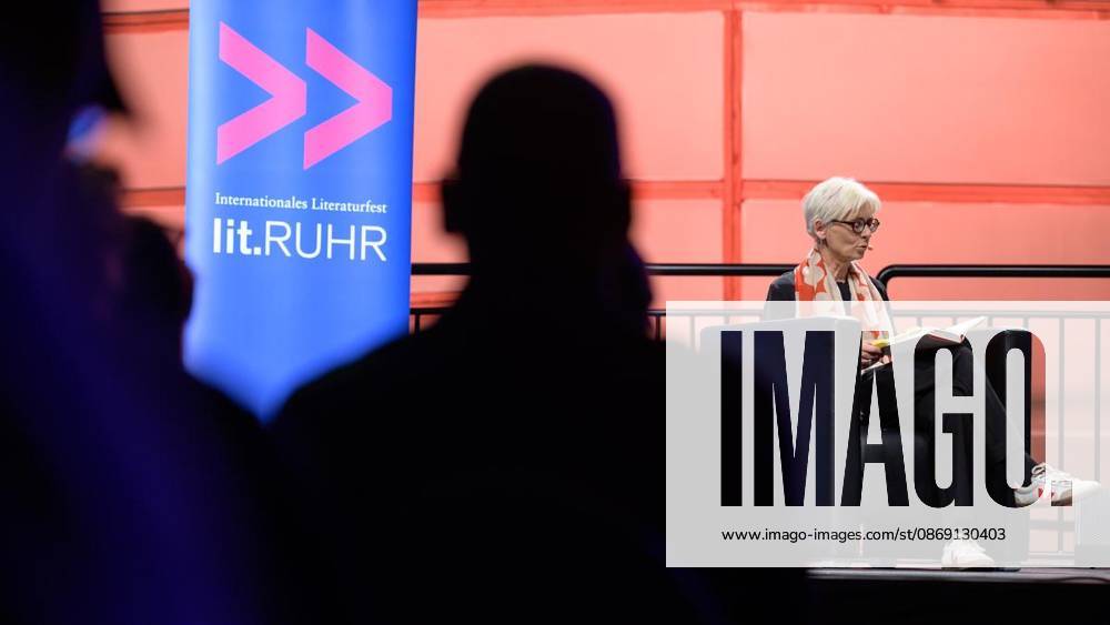 Dörte Hansen bei der Lit.Ruhr auf Zeche Zollverein am Samstag, den 10. Oktober 2026, in Essen-Katernberg. Deutschland NRW Essen