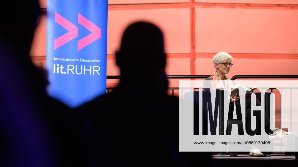 Dörte Hansen bei der Lit.Ruhr auf Zeche Zollverein am Samstag, den 10. Oktober 2026, in Essen-Katernberg. Deutschland NRW Essen