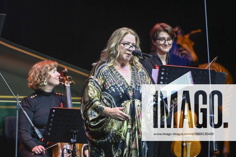 ABB HOPEGALA- Cathy Kelly singen auf der Buehne bei der Hope Gala 2026 im Schauspielhaus Dresden am 10.10.2026 in Dresden Sachsen Deutschland