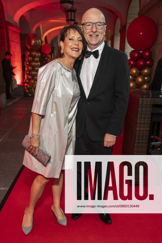 ABB HOPEGALA- Janina Hartwig und Alexander Putz zu Gast auf dem roten Teppich bei der Hope Gala 2026 im Schauspielhaus Dresden am 10.10.2026 in Dresden Sachsen Deutschland