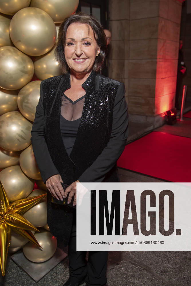ABB HOPEGALA- Ute Freudenberg zu Gast auf dem roten Teppich bei der Hope Gala 2026 im Schauspielhaus Dresden am 10.10.2026 in Dresden Sachsen Deutschland