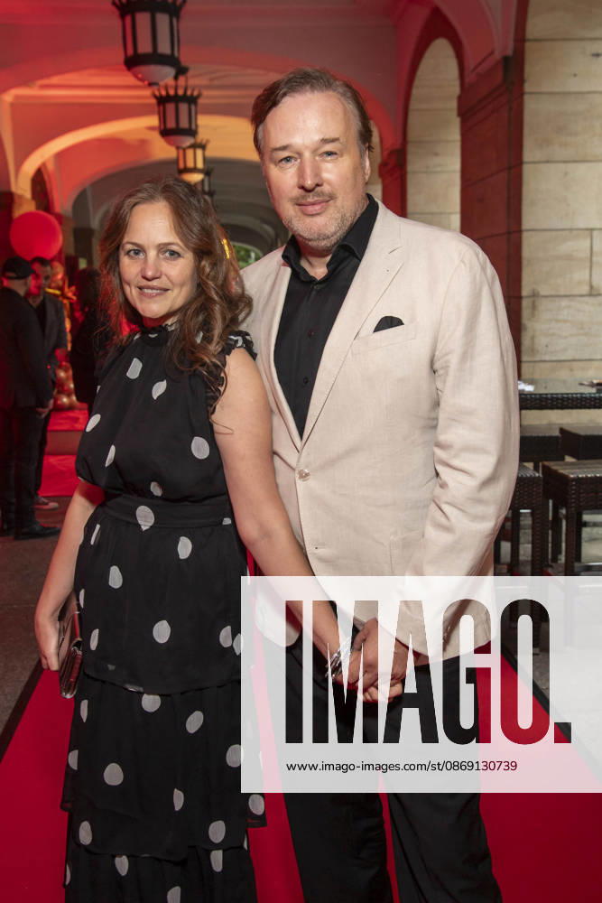 ABB HOPEGALA- Lidija Grossmann und Stephan Grossmann Ehepaar zu Gast auf dem roten Teppich bei der Hope Gala 2026 im Schauspielhaus Dresden am 10.10.2026 in Dresden Sachsen Deutschland