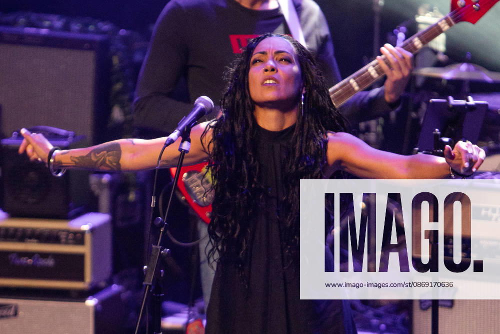 The Syd Barrett 80th Birthday Concert, The Corn Exchange, Cambridge, UK, 10 October 2026. 10 October 2026: Portuguese singer and performer Diana Silveira plays The Syd Barrett 80th Birthday Concert at The Corn Exchange, Cambridge, UK., Credit:Stuart Hogben Avalon