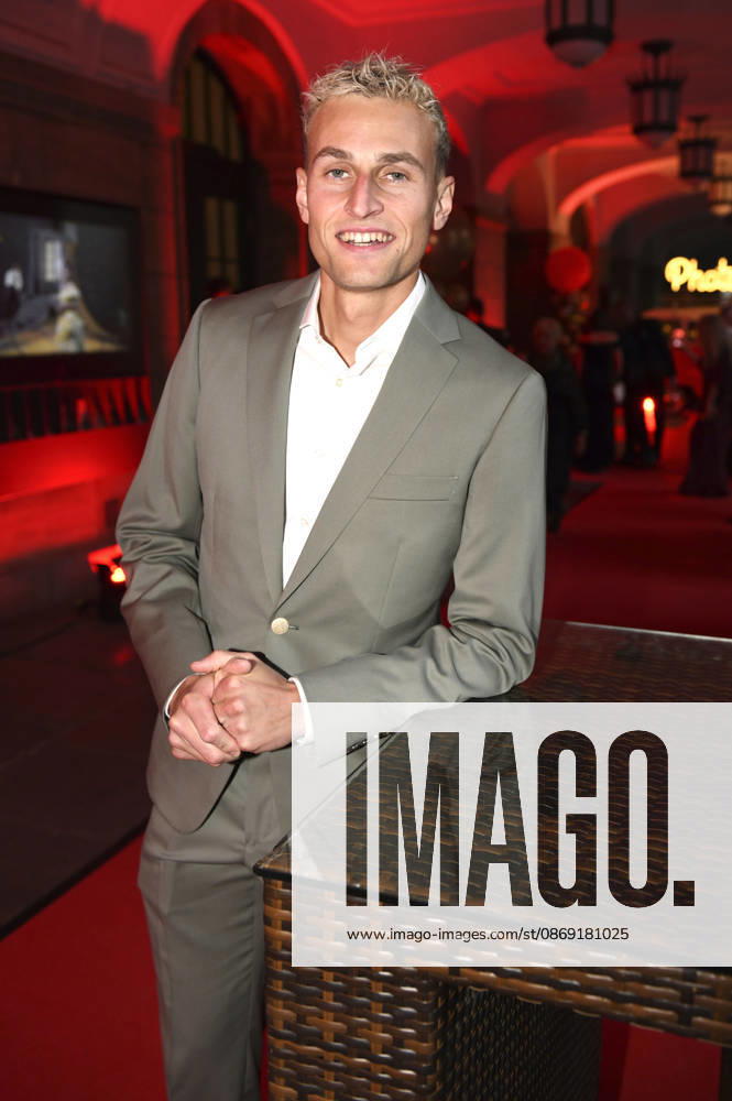 Karl Bebendorf bei der 18. Hope Gala 2026 im Schauspielhaus. Dresden
