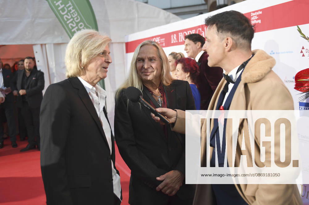 Ritchie Barton und Uwe Hassbecker bei der 18. Hope Gala 2026 im Schauspielhaus. Dresden
