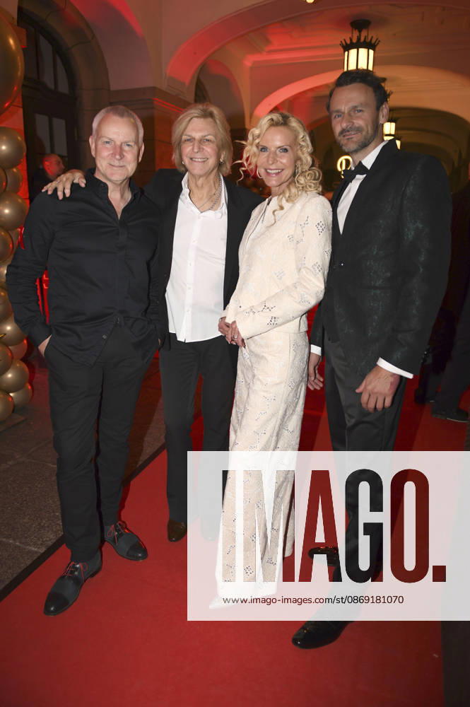 Dirk Michaelis, Ritchie Barton, Victoria Herrmann und David Böthig bei der 18. Hope Gala 2026 im Schauspielhaus. Dresden