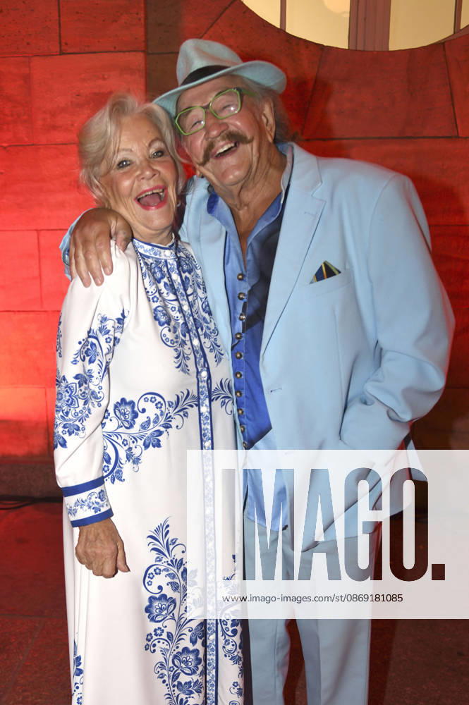 Dorit Gäbler mit Ehemann Karl-Heinz Bellmann bei der 18. Hope Gala 2026 im Schauspielhaus. Dresden