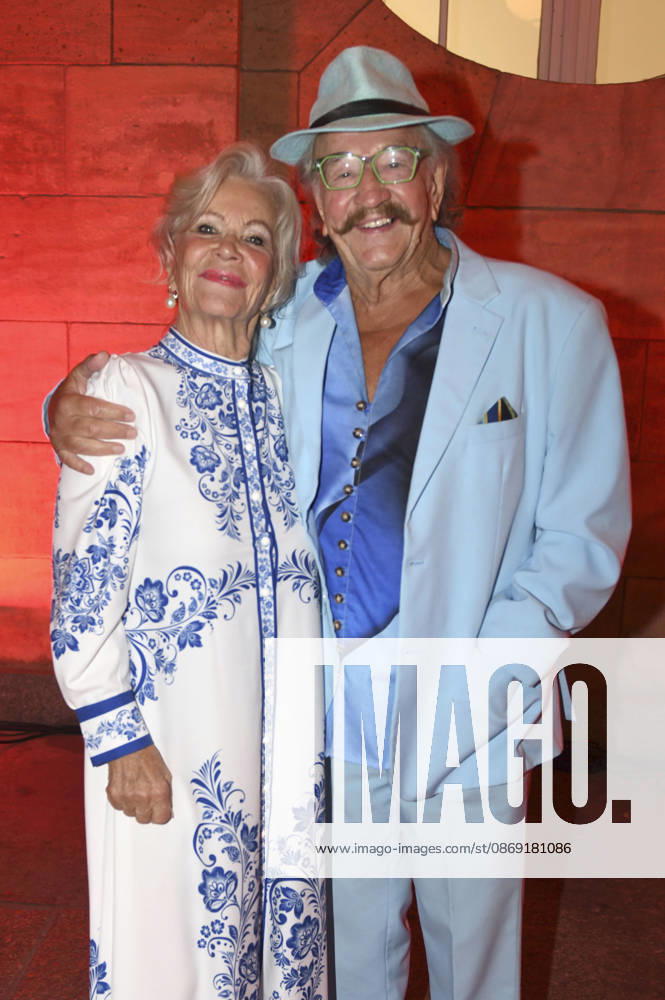 Dorit Gäbler mit Ehemann Karl-Heinz Bellmann bei der 18. Hope Gala 2026 im Schauspielhaus. Dresden