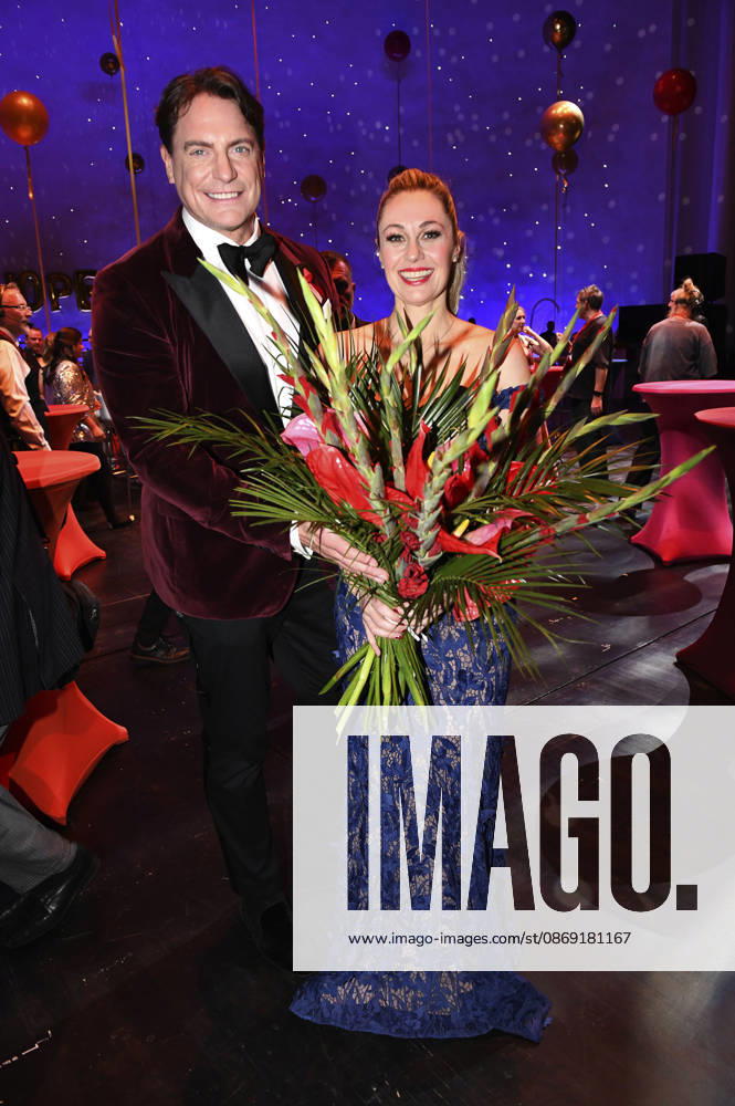 Benjamin Bieneck und Ruth Moschner bei der 18. Hope Gala 2026 im Schauspielhaus. Dresden