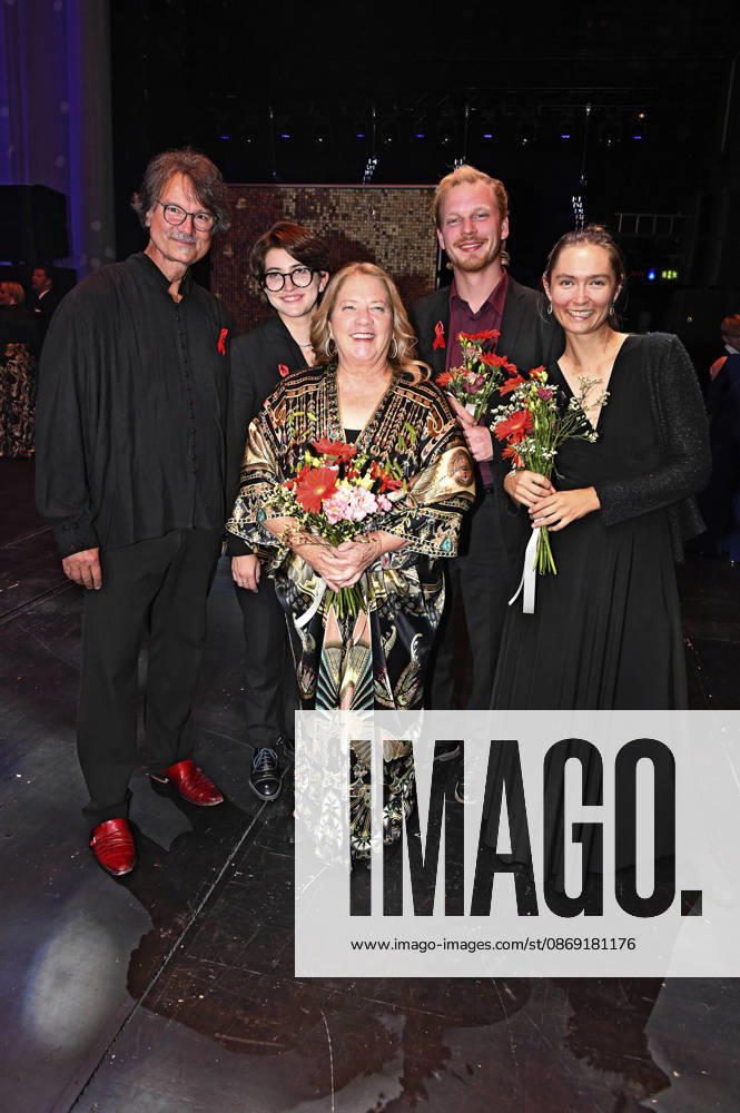 Kathy Kelly und Camerata Musikuss bei der 18. Hope Gala 2026 im Schauspielhaus. Dresden