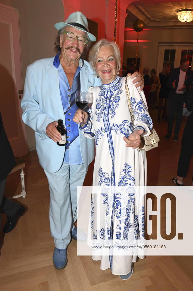Dorit Gäbler mit Ehemann Karl-Heinz Bellmann bei der 18. Hope Gala 2026 im Schauspielhaus. Dresden