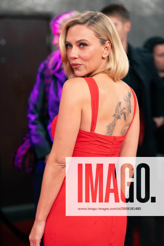 Scarlett Johansson attends the premiere of Paper Tiger during the 70th BFI London Film Festival at the Royal Festival Hall. London United Kingdom - ZUMAs197 20261010_aaa_s197_803