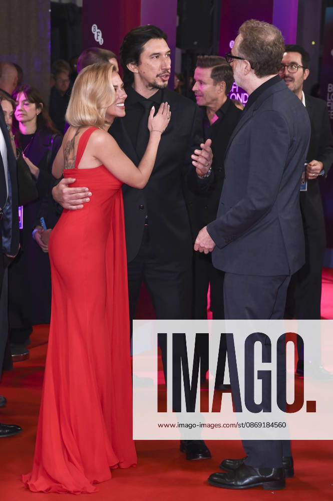 Scarlett Johansson, Adam Driver und James Gray bei der Premiere des Kinofilms Paper Tiger auf dem 70. BFI London Film Festival 2026 in der Royal Festival Hall. London