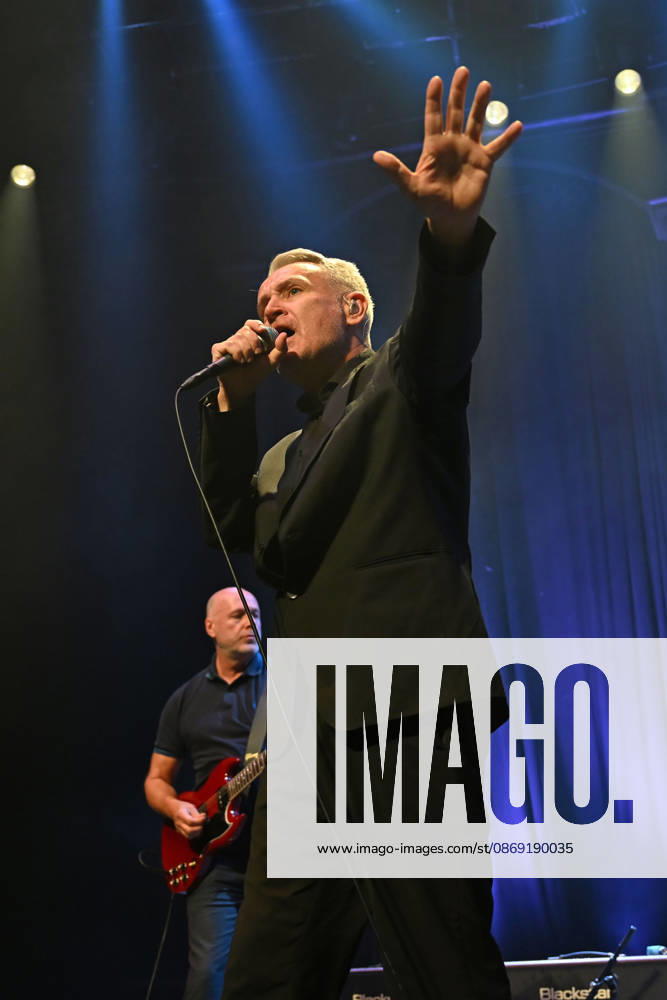 ˜Gene performing at Roundhouse, London LONDON, ENGLAND - OCTOBER 10: Martin Rossiter of ˜Gene performing at Roundhouse, Chalk Farm on October 10 in London, England. CAP MAR MAR Great Britain UK