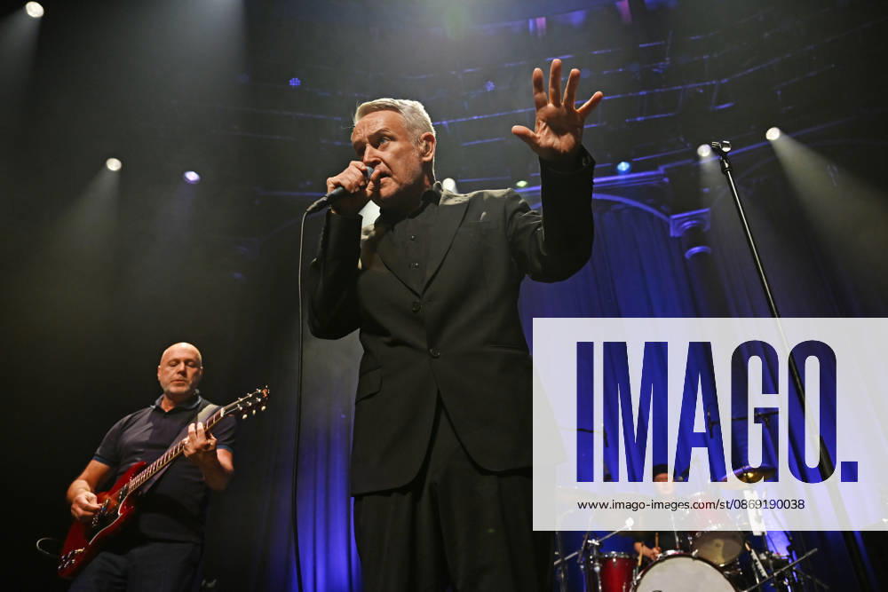 ˜Gene performing at Roundhouse, London LONDON, ENGLAND - OCTOBER 10: Steve Mason, Martin Rossiter and Matt James of ˜Gene performing at Roundhouse, Chalk Farm on October 10 in London, England. CAP MAR MAR Great Britain UK